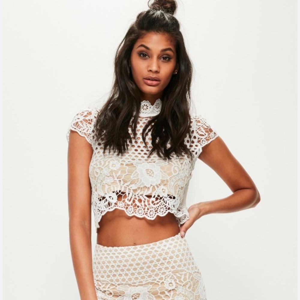 Missguided lace crop top. Size US 6
